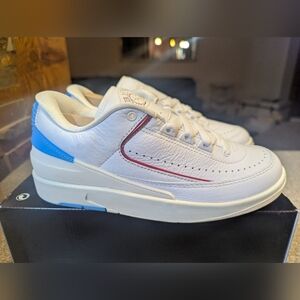 Women's Air Jordan 2 Retro Low 6.5 Brand New